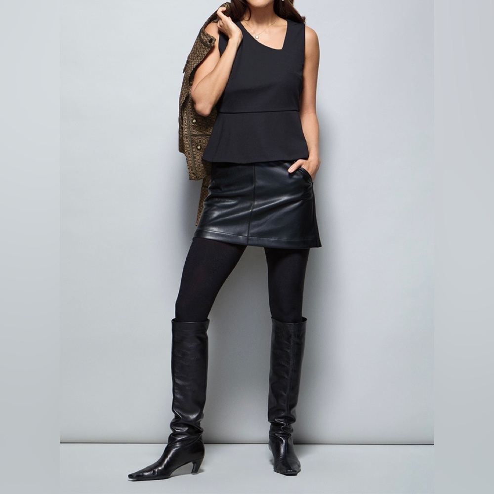 Cabi Fall 23 sample Jett Skort